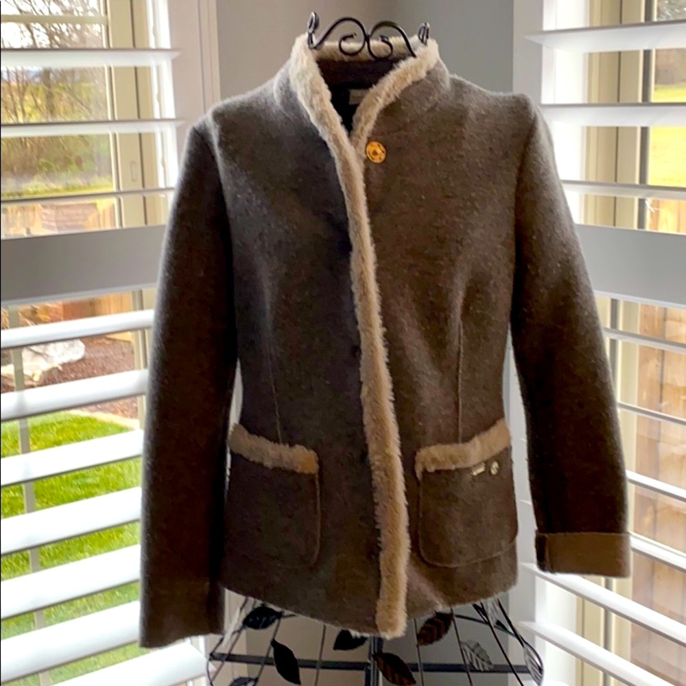 Gray jacket with fur trim